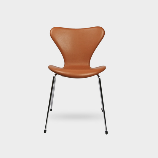 Arne Jacobsen, Syveren stol Soft / Cognac